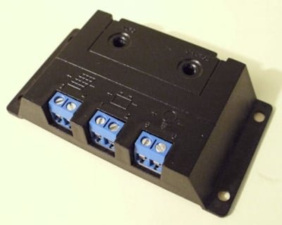 Контролер регулатор за соларни панели 12V/ (3A)
