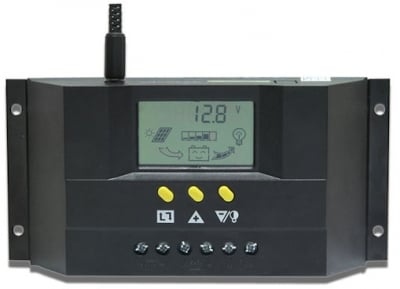 . . Контролер регулатор за соларни панели 12V-24V/ (30A) CM3024Z с LCD дисплей